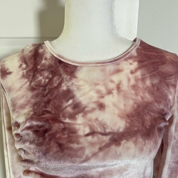 NWOT SHEIN Pink and Cream Tie-Dye Ruched Blouse 6 - Picture 2 of 7